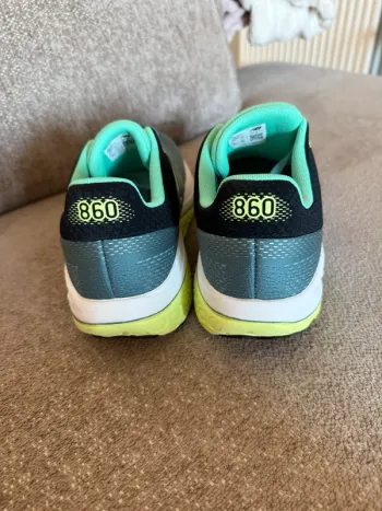 Used New Balance 860 bike — image 3 of 5
