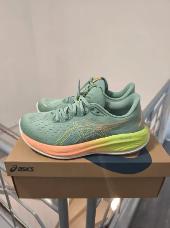Brugt Asics Gel Cumulus 26 PARIS bike