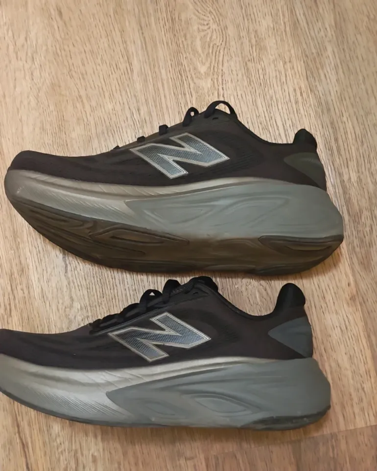 New Balance More V6 bike d'occasion — image 3 sur 5