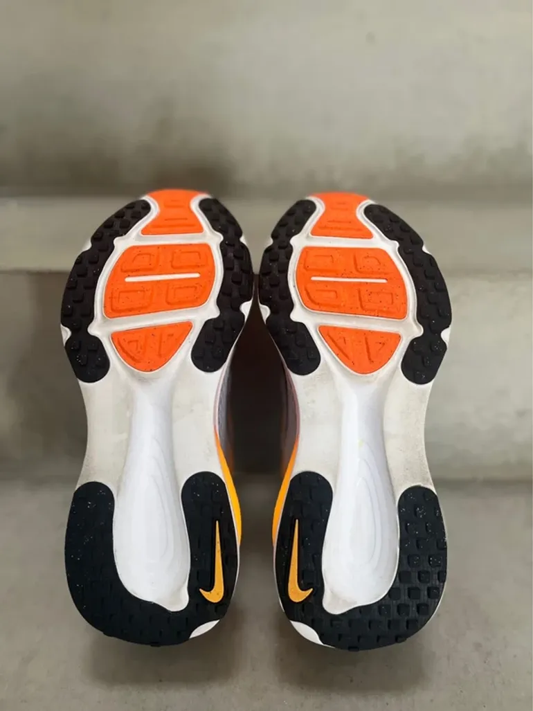 Nike Vomero 18 bike de segunda mano — imagen 5 de 7