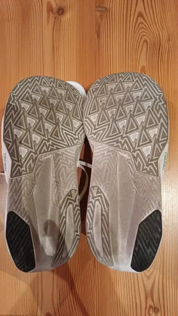 New Balance FuelCell Rebel v5 bike d'occasion — image 6 sur 6