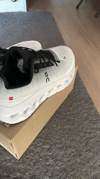 Gebrauchtes On Running Shoes bike — Bild 3 von 3