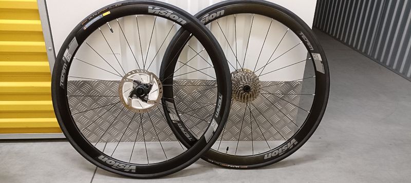 Used Vision Team 35 2022 Wheels