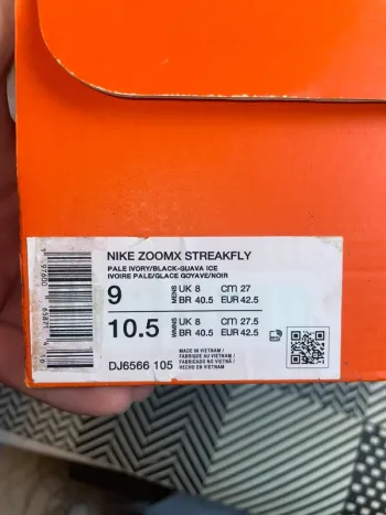 Käytetty Nike ZoomX StreakFly bike — kuva 8 / 8
