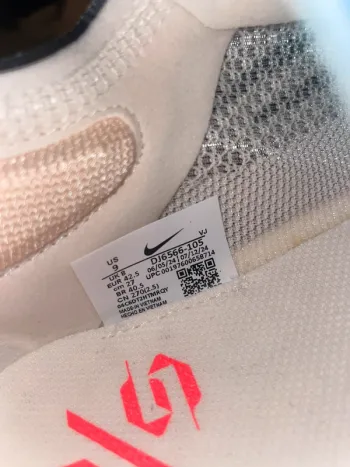 Käytetty Nike ZoomX StreakFly bike — kuva 7 / 8