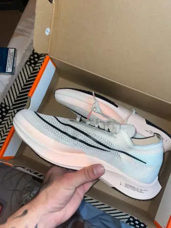 Käytetty Nike ZoomX StreakFly bike — kuva 5 / 8