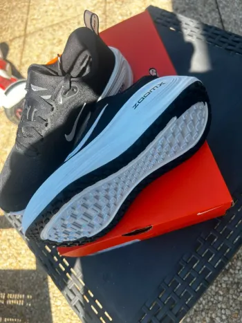 Nike Vomero Plus bike d'occasion — image 6 sur 9
