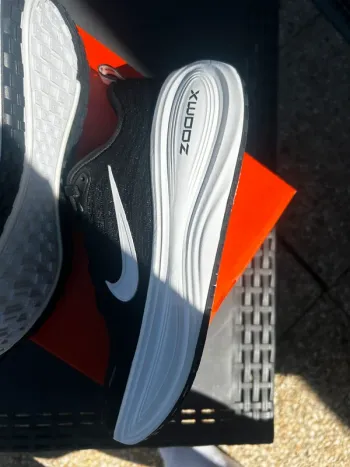Nike Vomero Plus bike d'occasion — image 8 sur 9