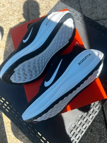 Nike Vomero Plus bike d'occasion — image 5 sur 9
