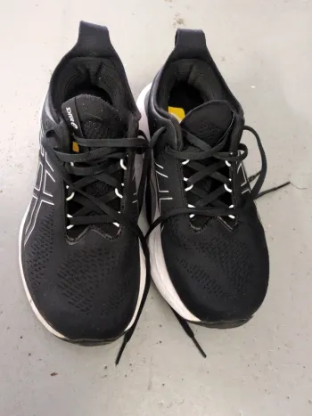 Použité Asics Gel Nimbus 25 bike