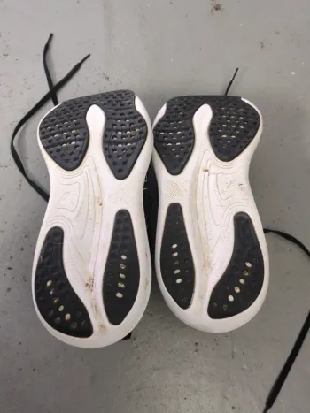 Použité Asics Gel Nimbus 25 bike — obrázek 2 z 3