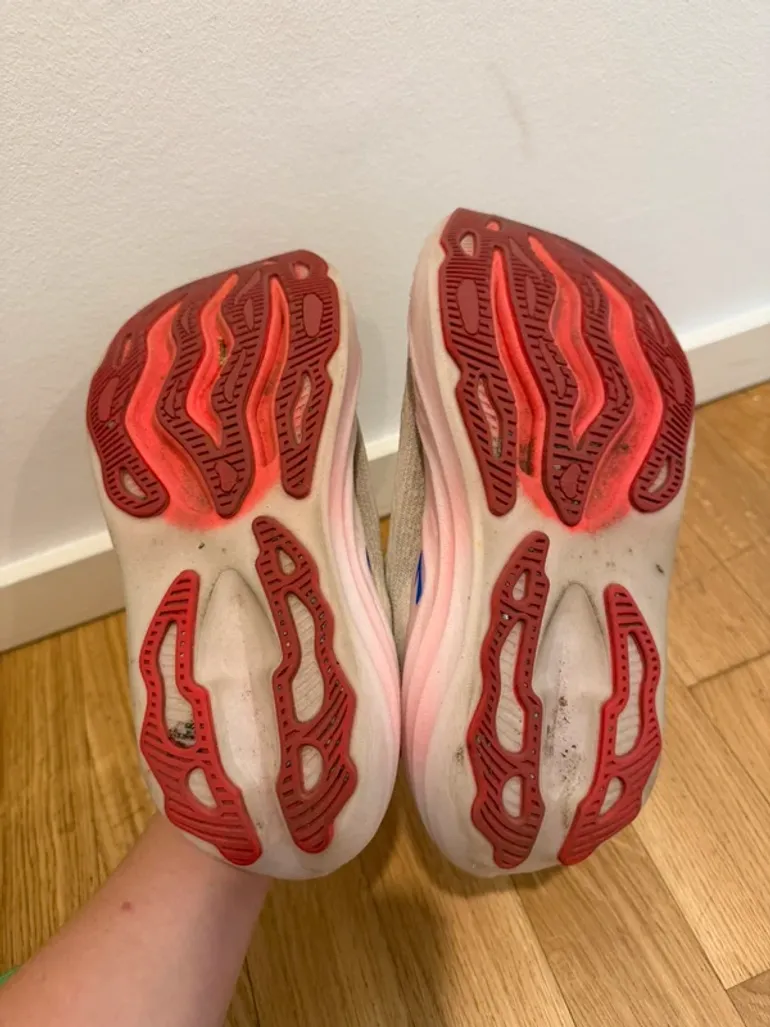 Used Brooks Glycerin Max bike — image 3 of 8