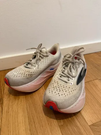 Used Brooks Glycerin Max bike