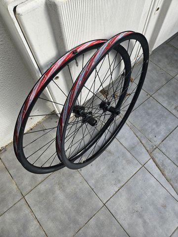 Brugt Fulcrum rapid red 900 2022 bike — billede 8 af 14