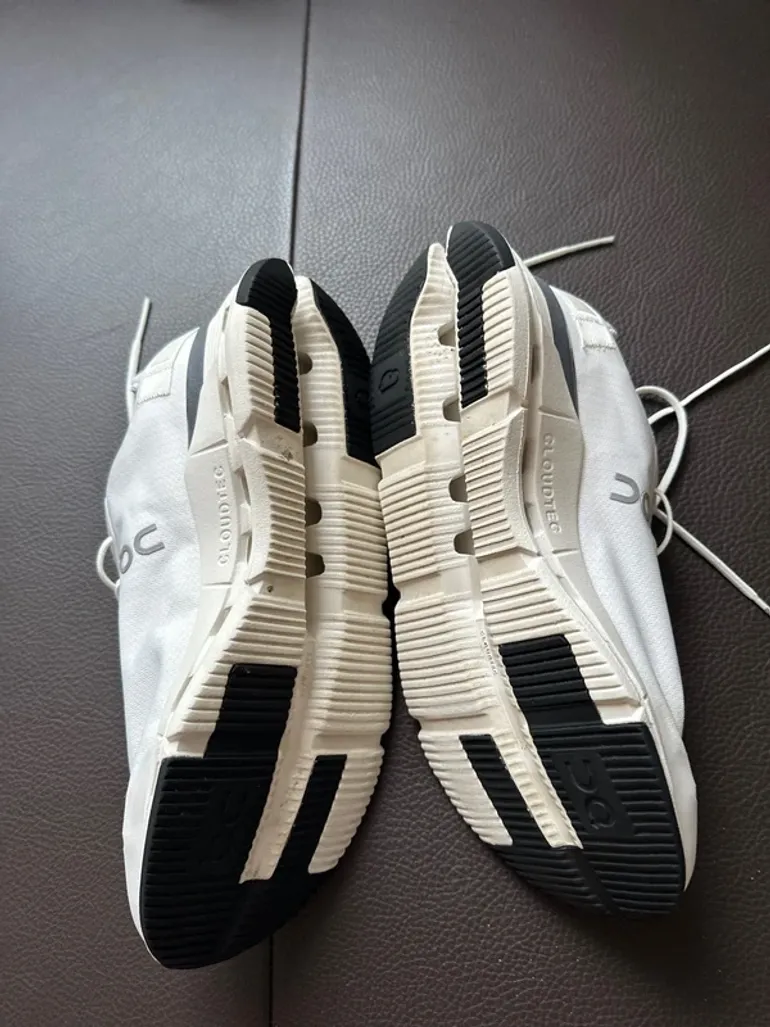 On Running On Sport Schuhe bike d'occasion — image 4 sur 7