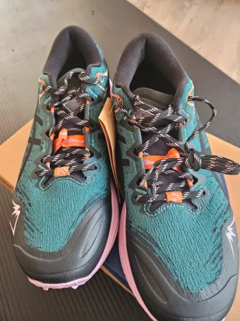 Použité Asics Fuji Lite 5 bike
