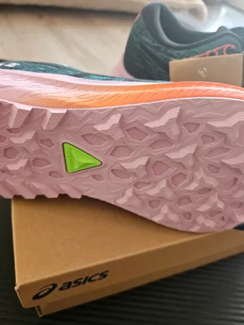 Použité Asics Fuji Lite 5 bike — obrázek 3 z 3