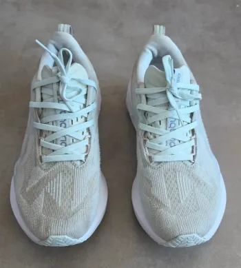 Použité Asics NovaBlast 5 bike