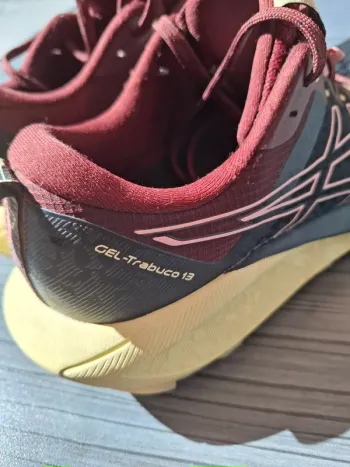 Used Asics Trail running shoes bike — image 7 of 7