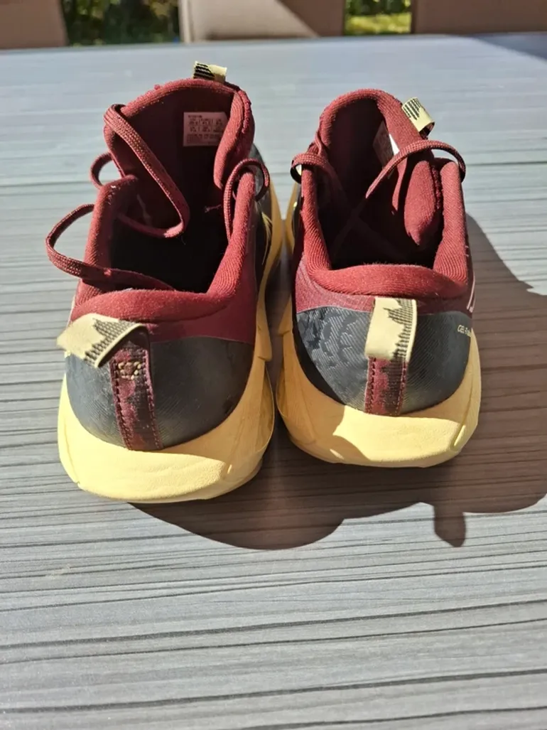 Used Asics Trail running shoes bike — image 4 of 7