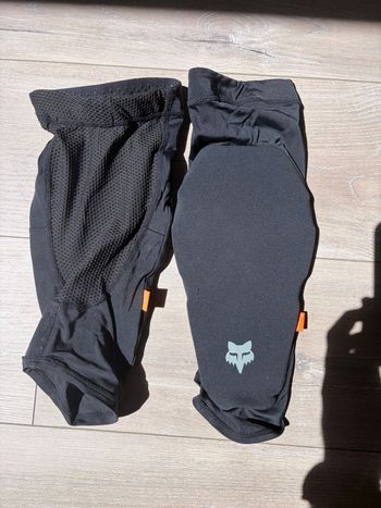 Brugt Fox Enduro Knee Pads bike — billede 2 af 3