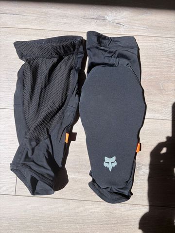Fox Enduro Knee Pads bike usato — immagine 2 di 3