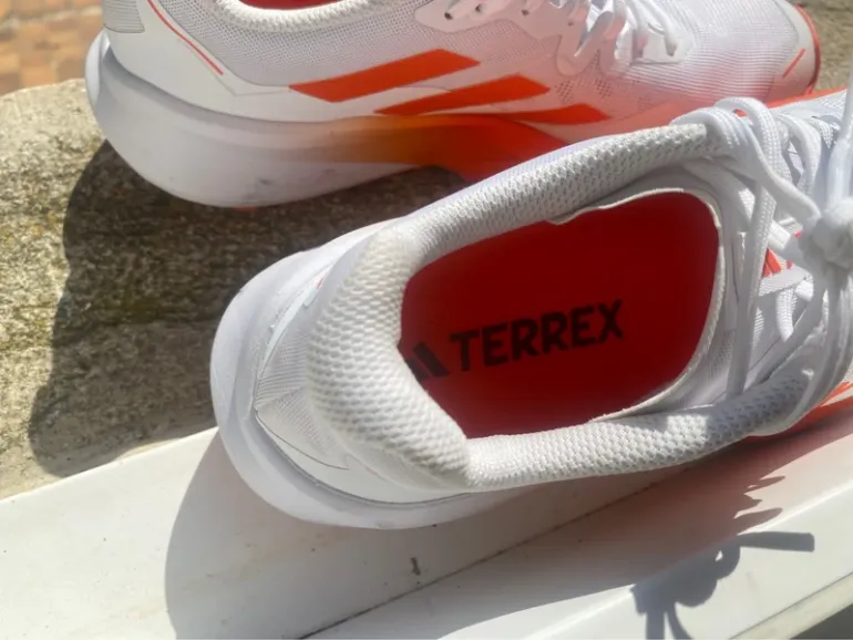 Orange Terrex Agravic 3 bike d'occasion — image 7 sur 9