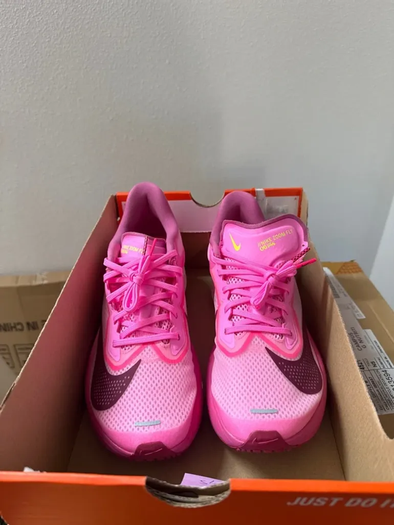 Used Nike Zoom Fly 6 bike — image 3 of 5