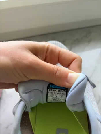 Hoka Arahi 7 bike usato — immagine 6 di 6