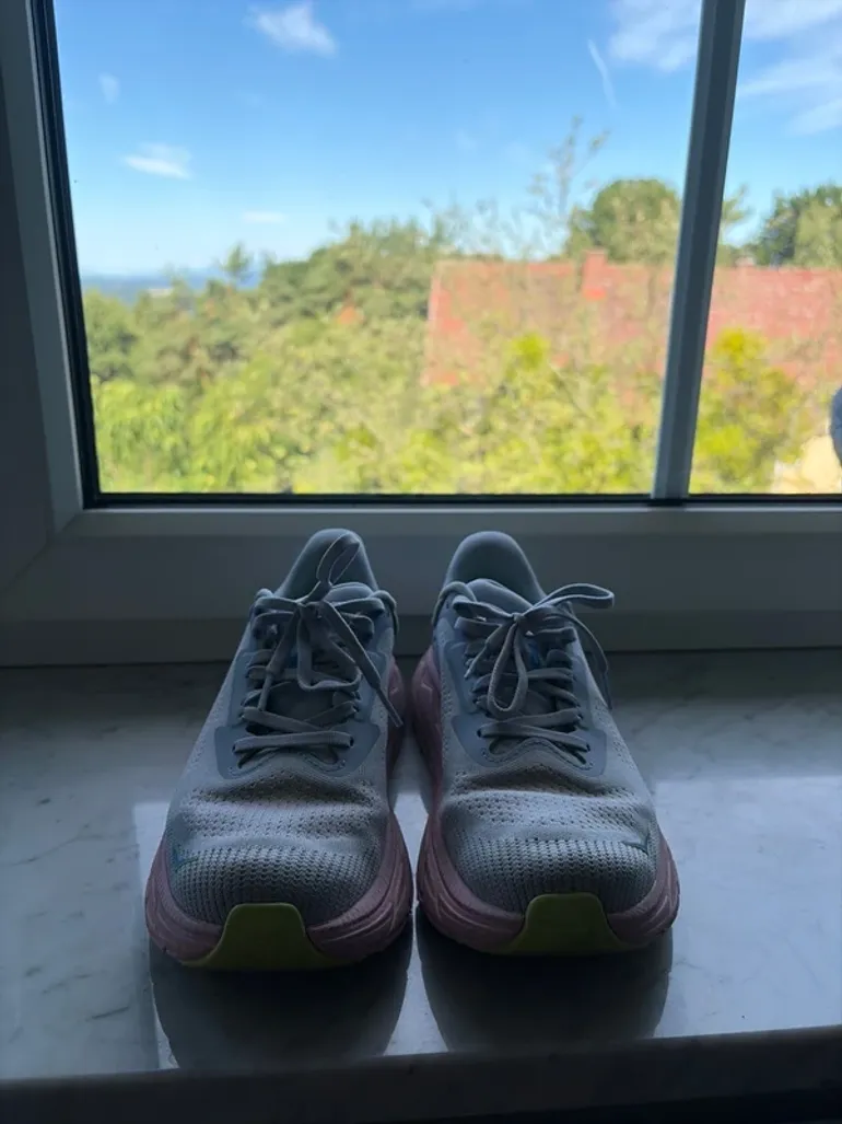Hoka Arahi 7 bike usato — immagine 2 di 6