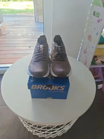 Brugt Brooks Running shoes bike — billede 1 af 6