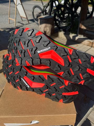 Tweedehands Rossignol vezor 2026 bike — afbeelding 6 van 7