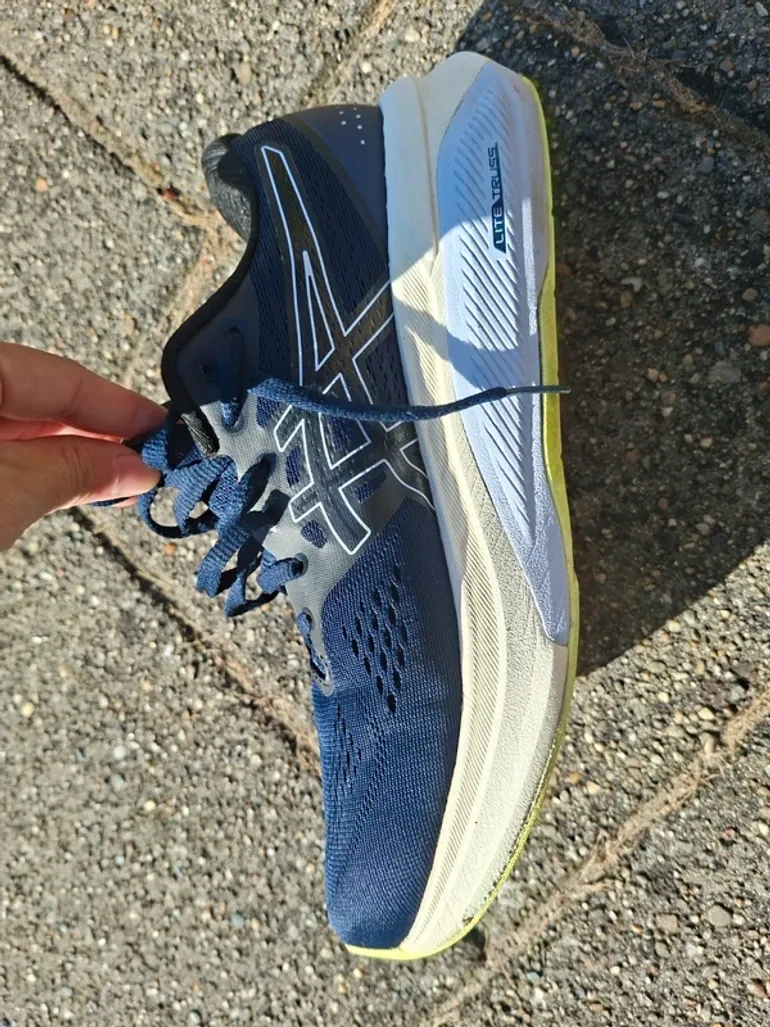 Używany Asics GT 4000 bike — zdjęcie 12 z 15