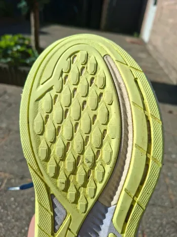 Używany Asics GT 4000 bike — zdjęcie 7 z 15