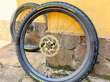 Fulcrum Red Zone Carbon 2025 bike usato — immagine 6 di 6