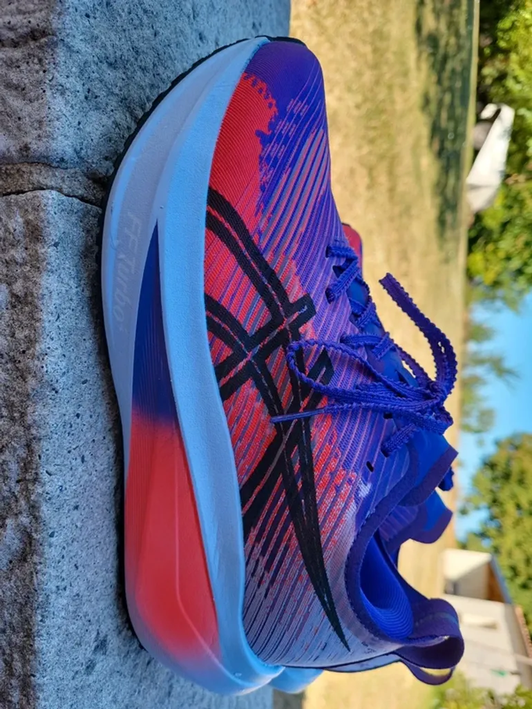 Używany Asics Megablast bike — zdjęcie 2 z 6