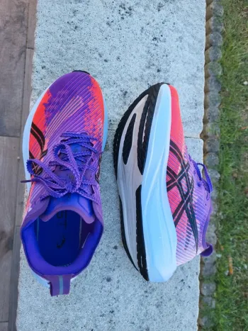 Używany Asics Megablast bike — zdjęcie 3 z 6