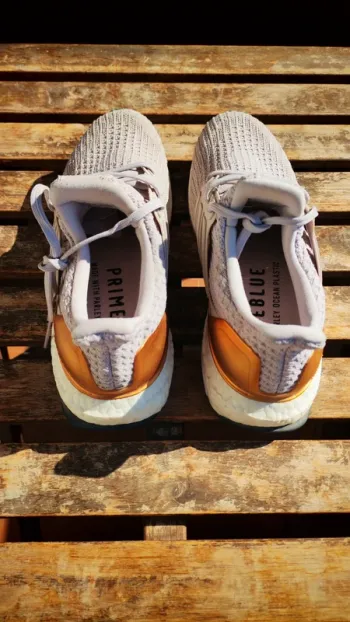 New Balance Ultraboost bike d'occasion — image 3 sur 8