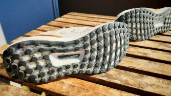 New Balance Ultraboost bike d'occasion — image 6 sur 8