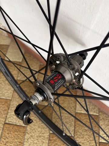 Used Fulcrum Racing Zero 2017 bike — image 2 of 8