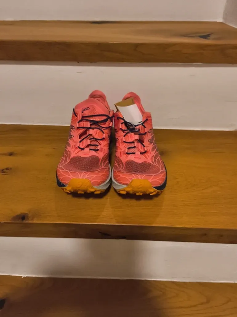 Käytetty Ideal Asics Laufschuhe bike — kuva 3 / 7