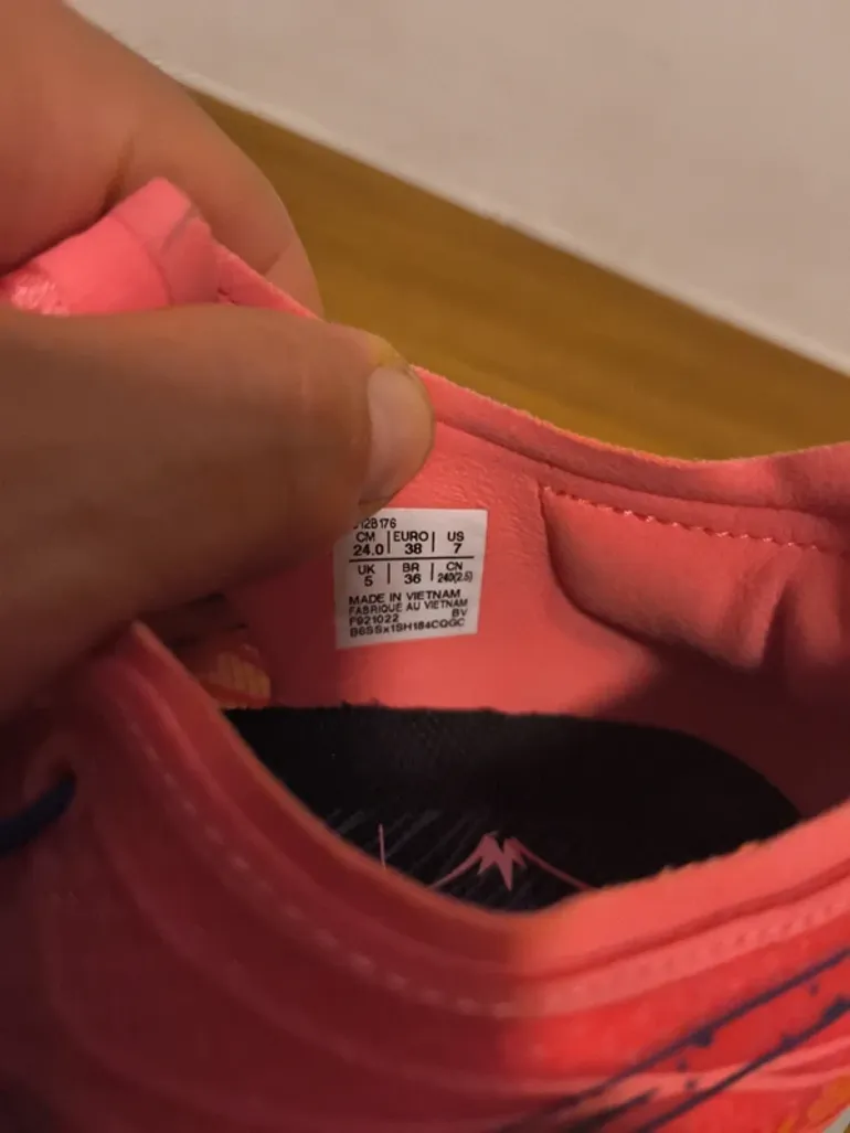 Käytetty Ideal Asics Laufschuhe bike — kuva 6 / 7