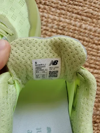 Używany New Balance Hierro V10 bike — zdjęcie 3 z 6