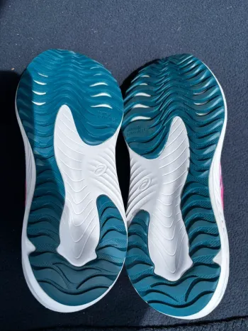 Asics Noosa Tri 15 bike d'occasion — image 3 sur 4