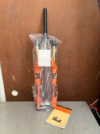 Used Fox 36 Factory Grip X 2023 bike