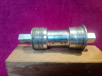 Movimento Centrale Shimano BB-UN91 passo inglese bike de segunda mano