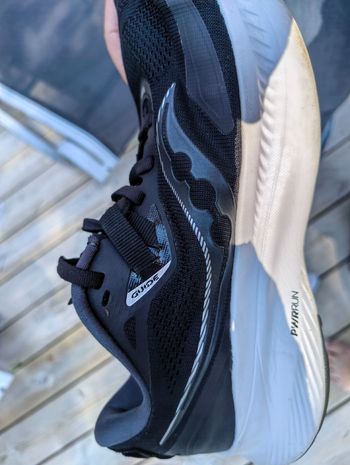 Brugt Saucony Guide 2025 bike — billede 3 af 4