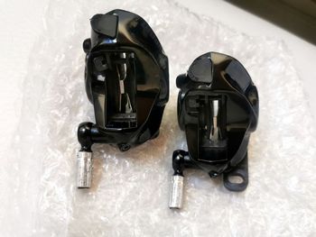 Used Sram S-900 HRD Flat Mount Brake Calipers bike — image 3 of 3