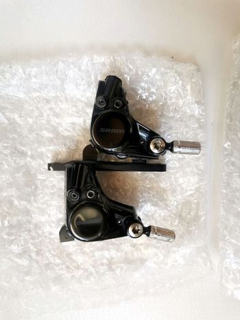 Used Sram S-900 HRD Flat Mount Brake Calipers bike — image 2 of 3