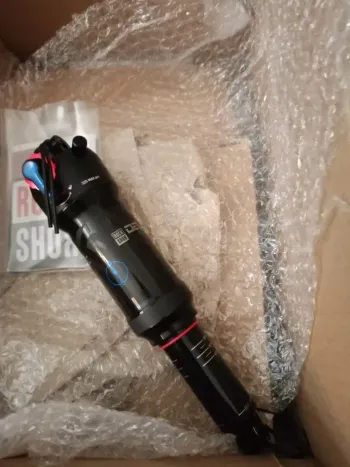 Gebrauchtes RockShox Deluxe Select+ DebonAir 2026 bike